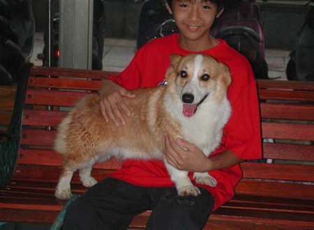 1380945123-2543972533