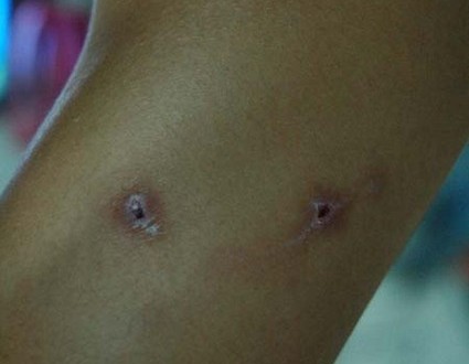 1380945593-2078479338