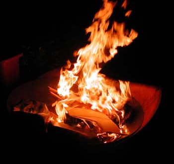 1380945905-2285830882