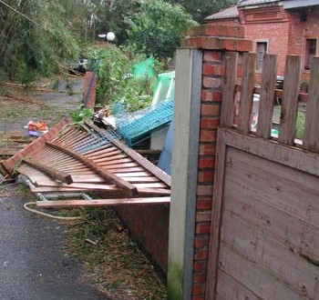 1380945977-1134888915