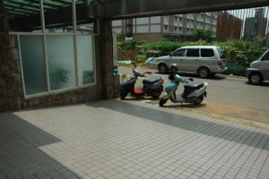 1380943789-3589214212