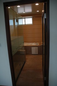 1380943795-946315883