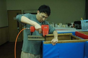 1380944220-2828575675