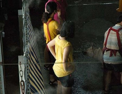 1380944428-1060624768