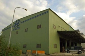 1380945011-2337310691