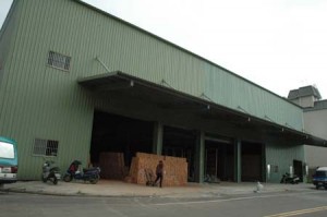 1380945011-552034576